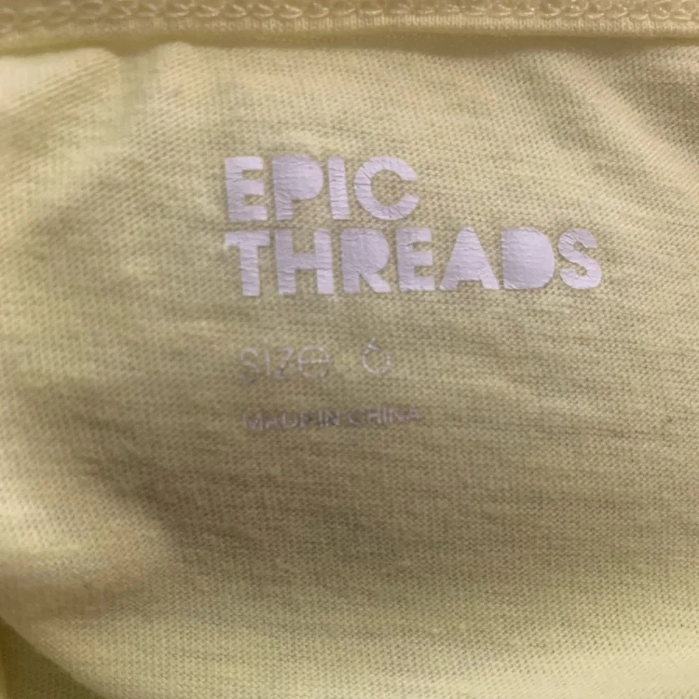 Epic Threads Yellow Long Sleeve Tee with Blue and Pink Flakes Girls 6